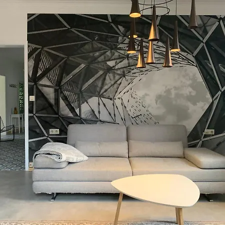 Boutique Landenberger Outlet P12e Appartement *