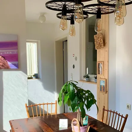 Boutique Landenberger Outlet P12e Lägenhet *